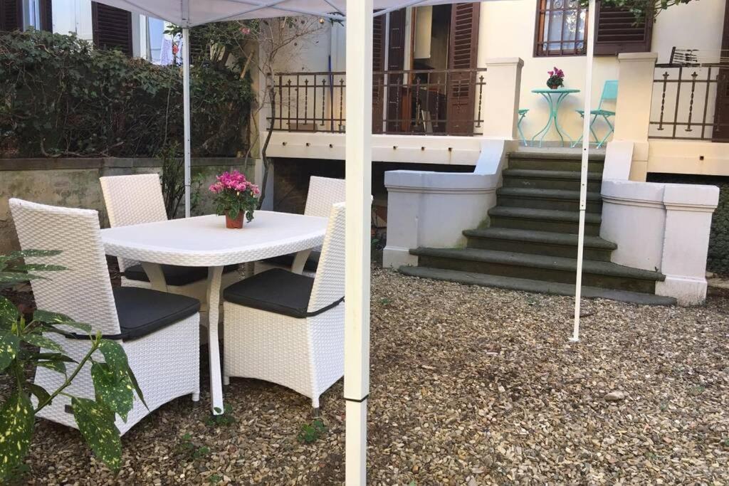 Charming Family With Private Garage Florenz